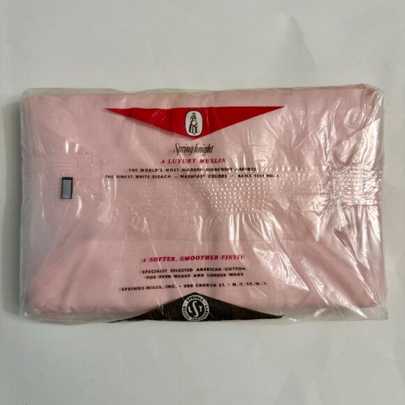 Springmaid Spring Knight Set Of 2 Pink Cotton Vintage Pillowcases Standard Size - Picture 3 of 4